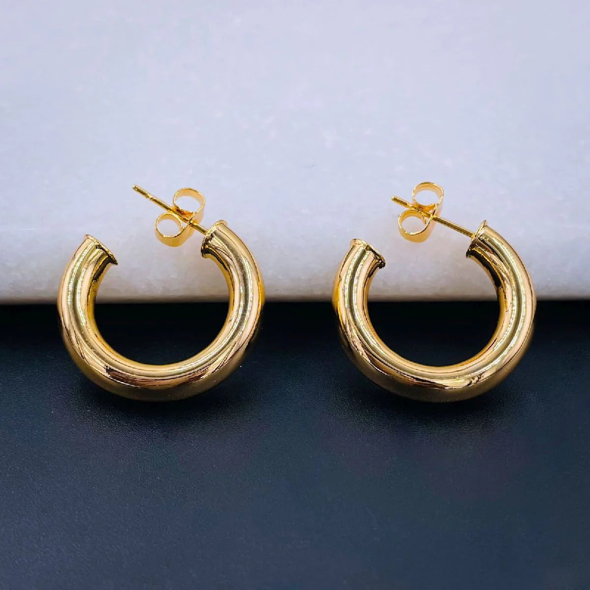 Anti Tarnish 18K Gold Plated Stainless Steel Hoop Earrings for