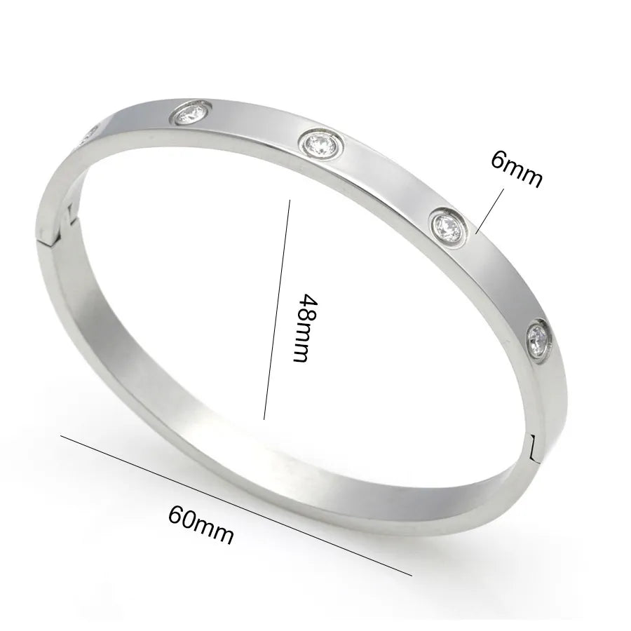 Gold Plated Stainless Steel Contemporary and Anti-Tarnish Love AD Bracelet for Women