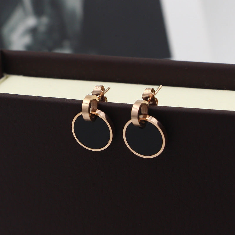 New Fashion Black Shell 18K Gold Plated Earrings for Women