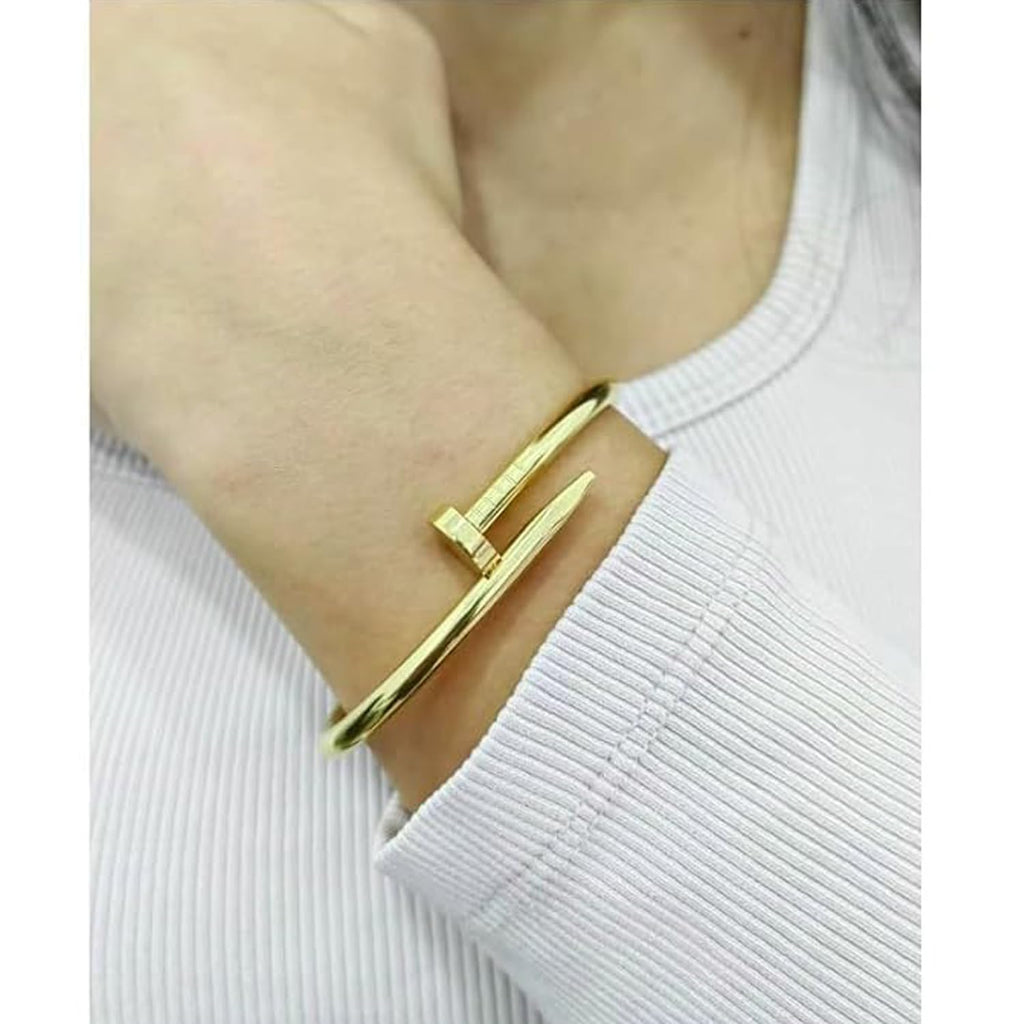 Stainless Steel Gold-Plated Anti Tarnish Nail Bracelet for Women