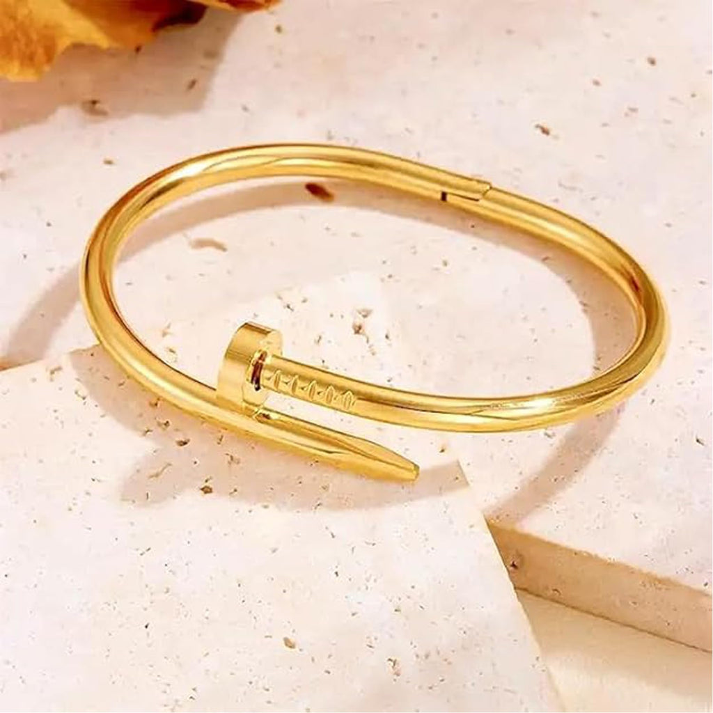 Stainless Steel Gold-Plated Anti Tarnish Nail Bracelet for Women