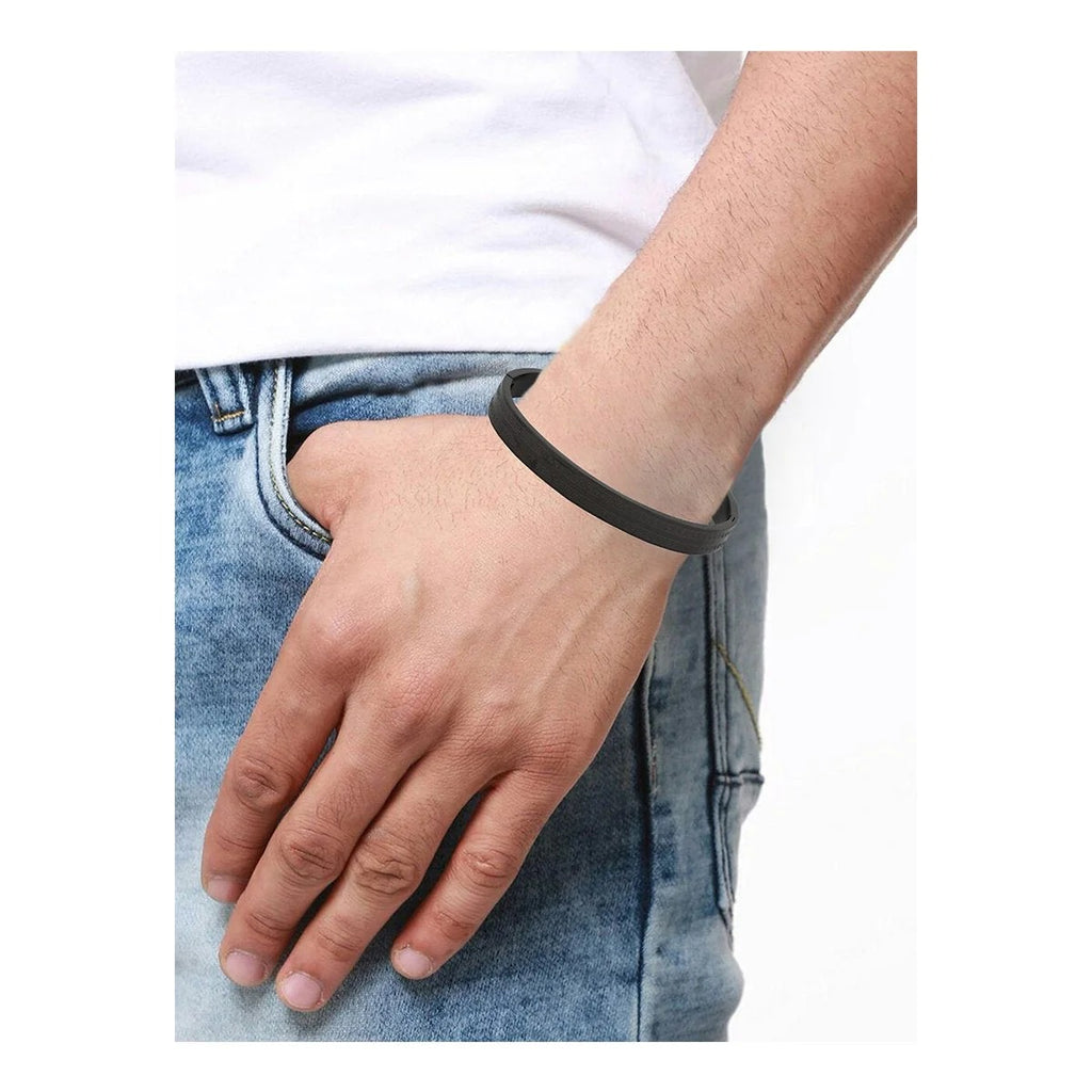 Men's Stylish Black Stainless Steel Bangle Kada Bracelet by a Designer