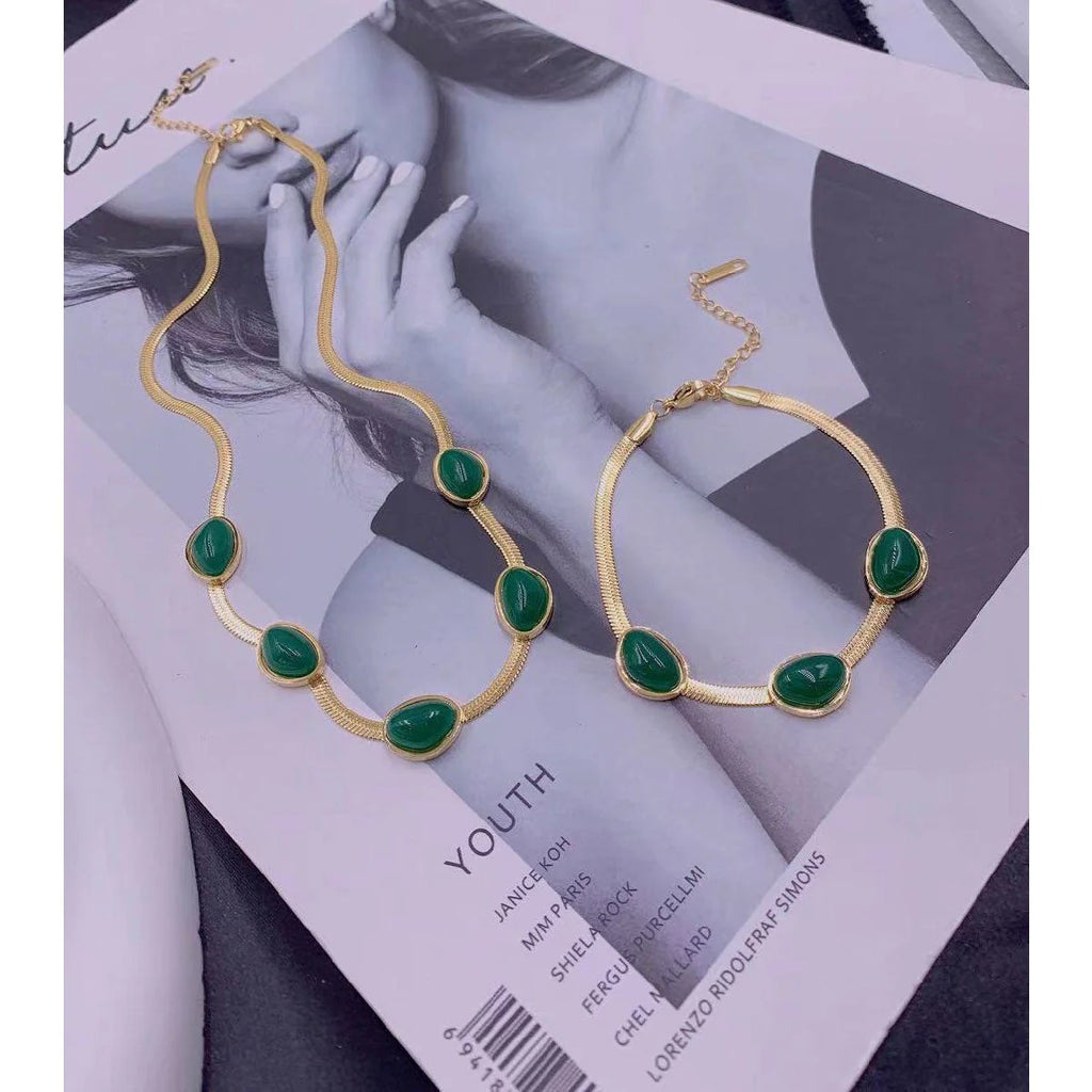 Enchanting Green Beads 18K Gold Stainless Steel Snake Chain Bracelet for Women