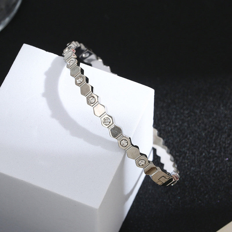 Gold-Plated AD Bangle-Style Hexagonal Anti-Tarnish Bracelet for Women