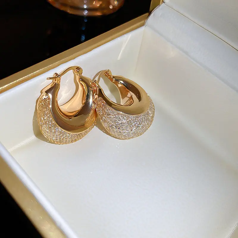 New Zircon Mesh Geometric Light Luxury Temperament High-end Huggie Earrings