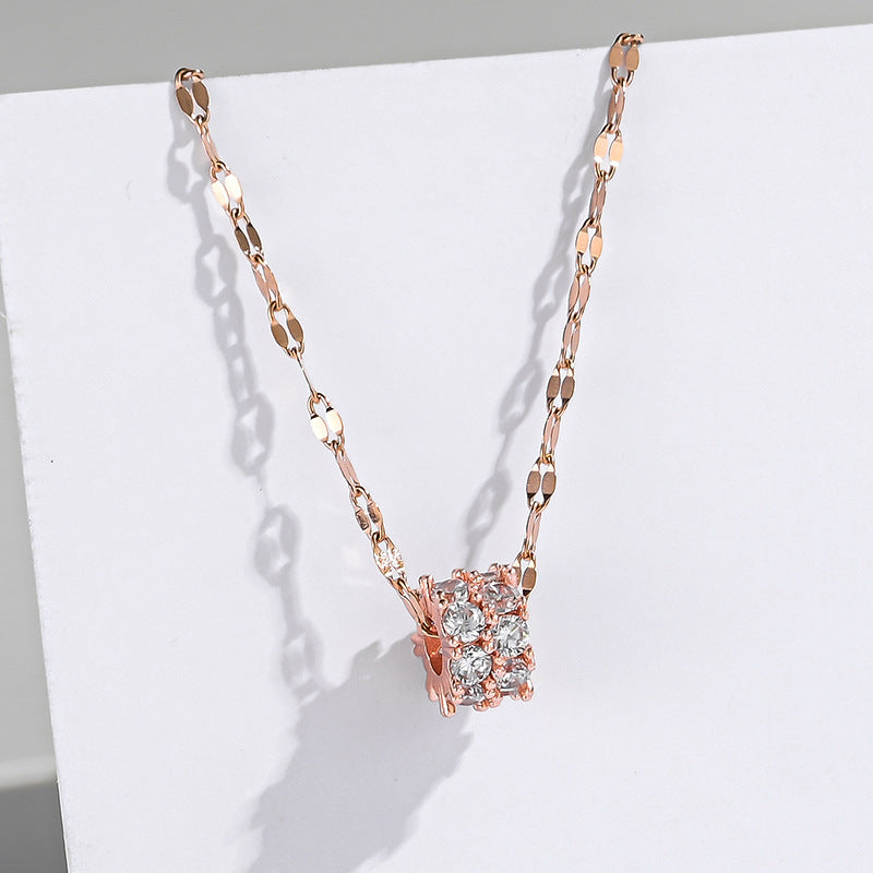 Opulent Zircon Choker Fashionable Roman Pendant Necklaces in Gold and Silver Tones for Women