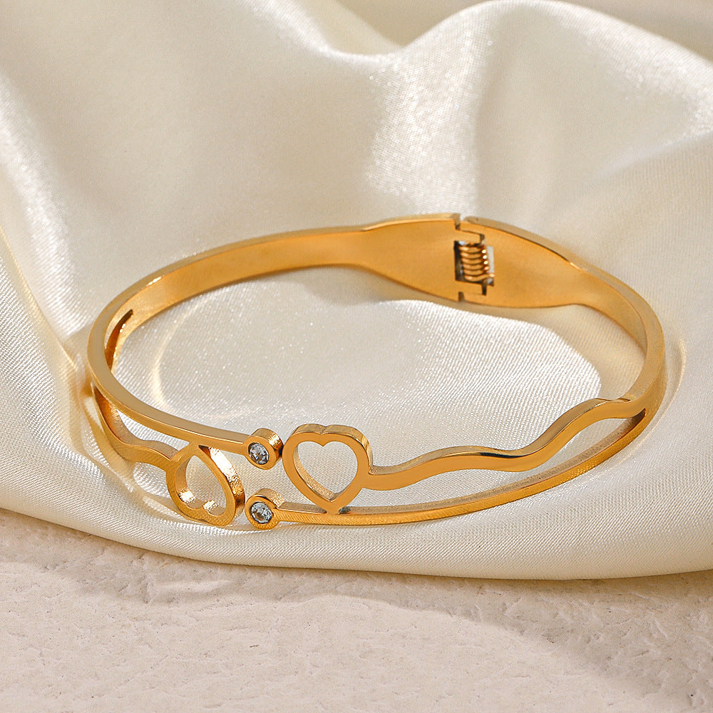 18K Gold Plated Stainless Steel Heart Shaped Waterproof Bangle Bracelet for Women