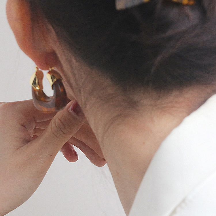Korean fashion colourful acrylic U-shaped geometric White hoop Earrings