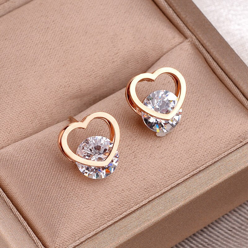 Trendy Heart-Shaped Stud Earrings in 316L Stainless Steel with Gold-Colored Rhinestones - Stylish New Fashion Gift for Women