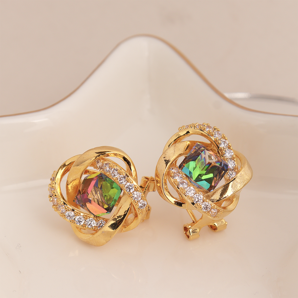 Fashion emerald green stone Gold Plated studs Earrings for Women