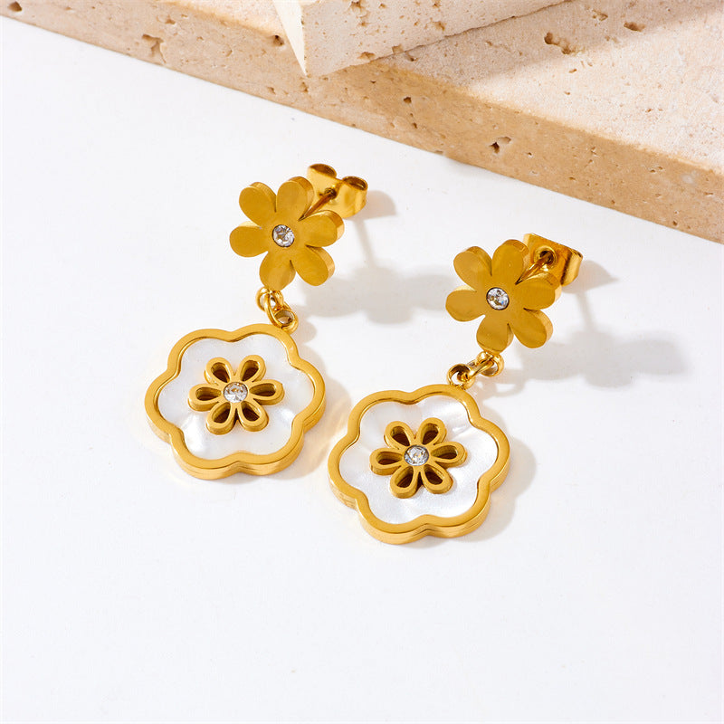 Latest Gold Plated White shell stainless steel flower Earrings