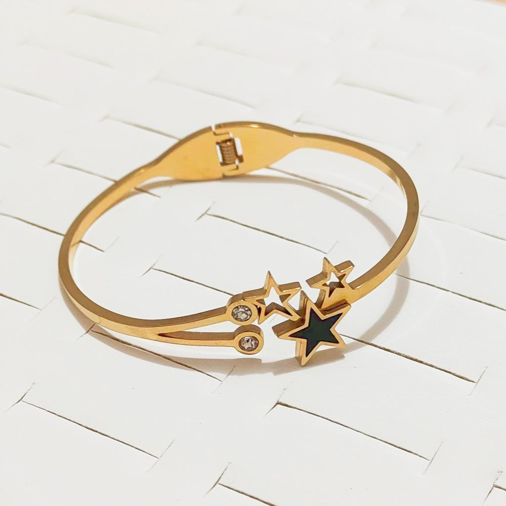 Fashion Trend 18K Stainless Steel Gold Plated Pentagram Star Spring Buckle Bangle Bracelet for Women