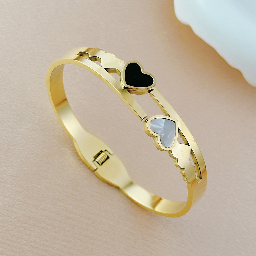 Modern Love Design Gold Plated Stainless Steel Charm Bracelet Bangle for Women