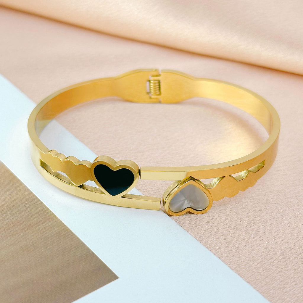 Modern Love Design Gold Plated Stainless Steel Charm Bracelet Bangle for Women