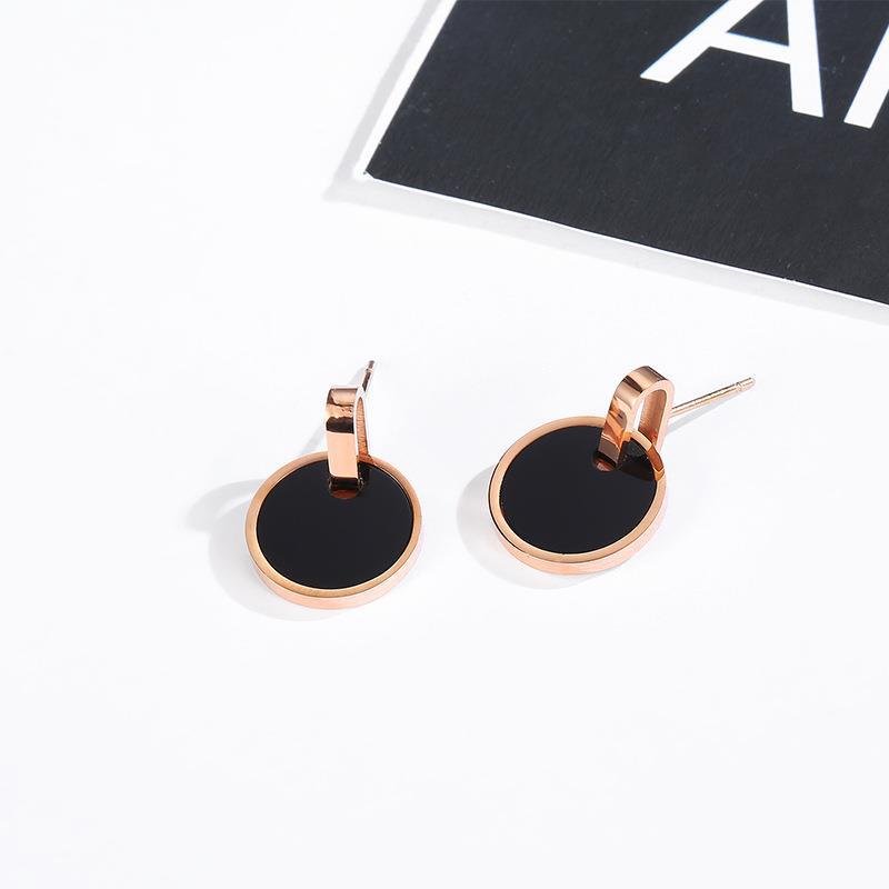 New Fashion Black Shell 18K Gold Plated Earrings for Women