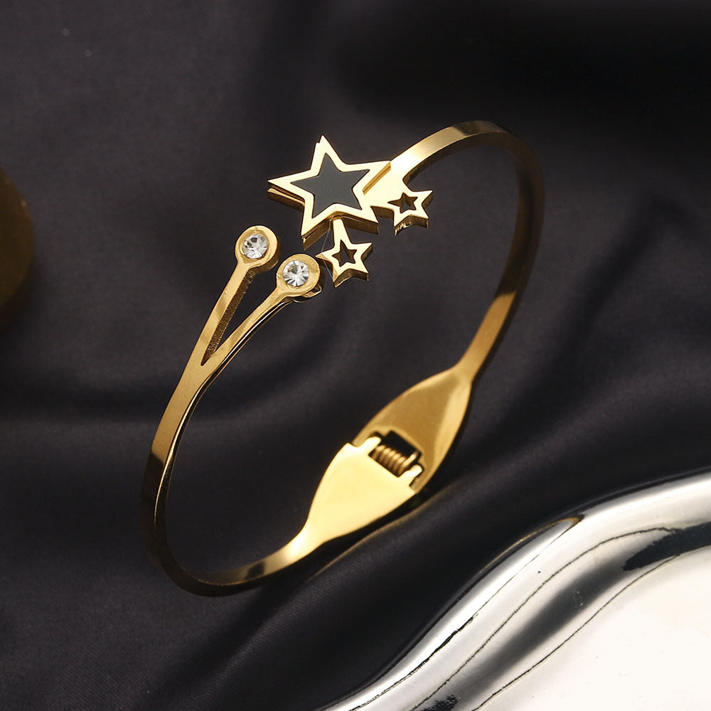 Fashion Trend 18K Stainless Steel Gold Plated Pentagram Star Spring Buckle Bangle Bracelet for Women