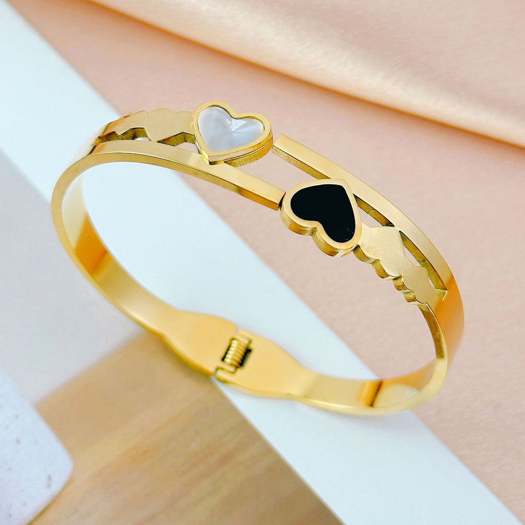 Modern Love Design Gold Plated Stainless Steel Charm Bracelet Bangle for Women