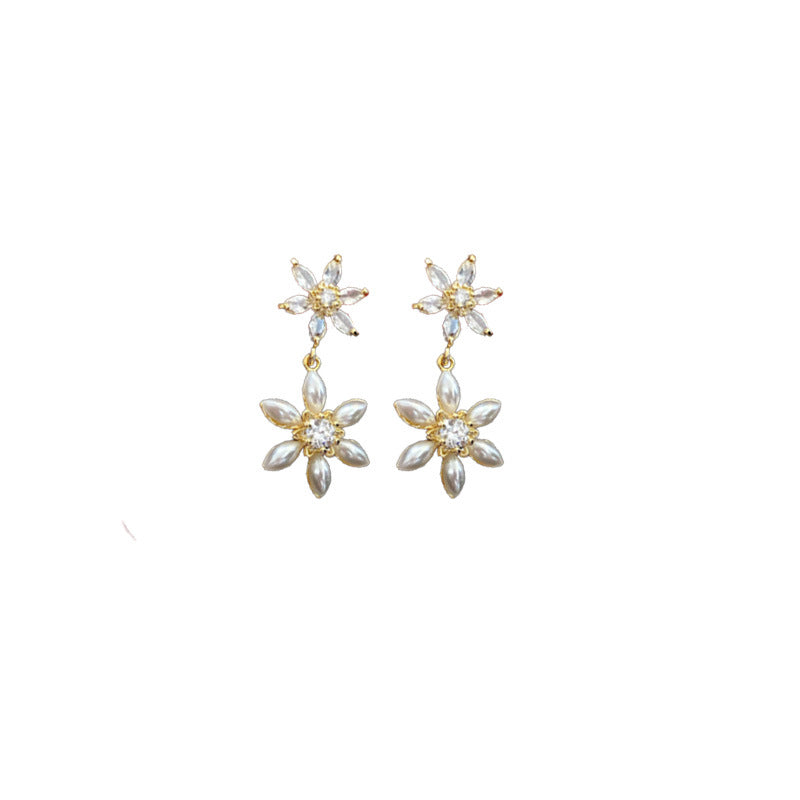 Korean Style Fashion Zircon Flower Stud Earrings for Women