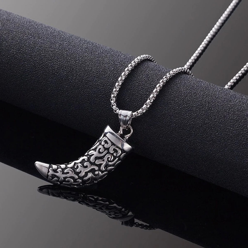 Bold and Striking Wolf Tooth Replica Silver Stainless Steel Pendant Chain For Men