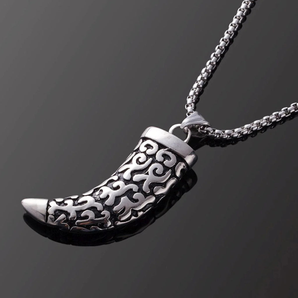 Bold and Striking Wolf Tooth Replica Silver Stainless Steel Pendant Chain For Men