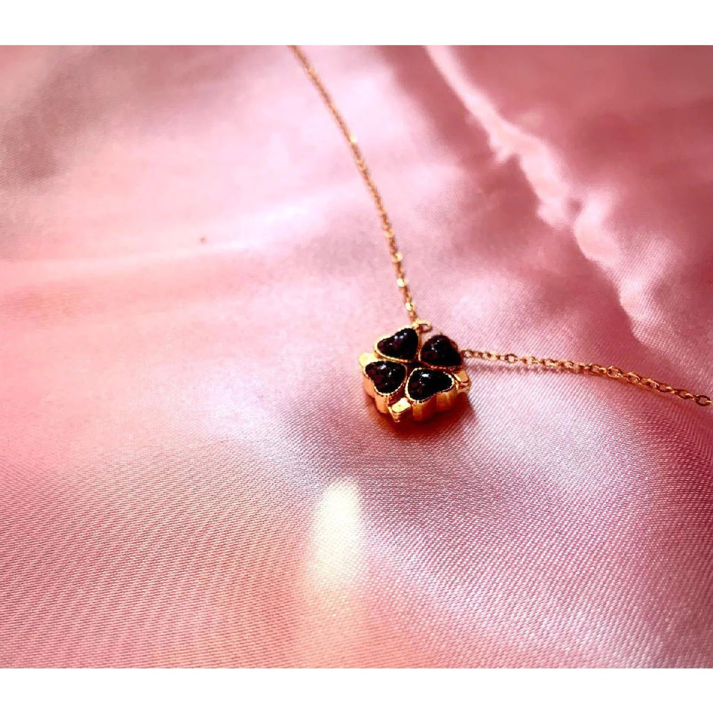 Exquisite Clover Pendant Chain Black and Red Stainless Steel Necklace with Cubic Zirconia Magnet Closure for Women