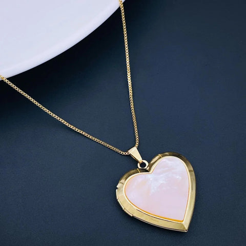 Captivating Moments Large White Heart Love Mother of Pearl Openable Photo Frame Pendant Chain for Women