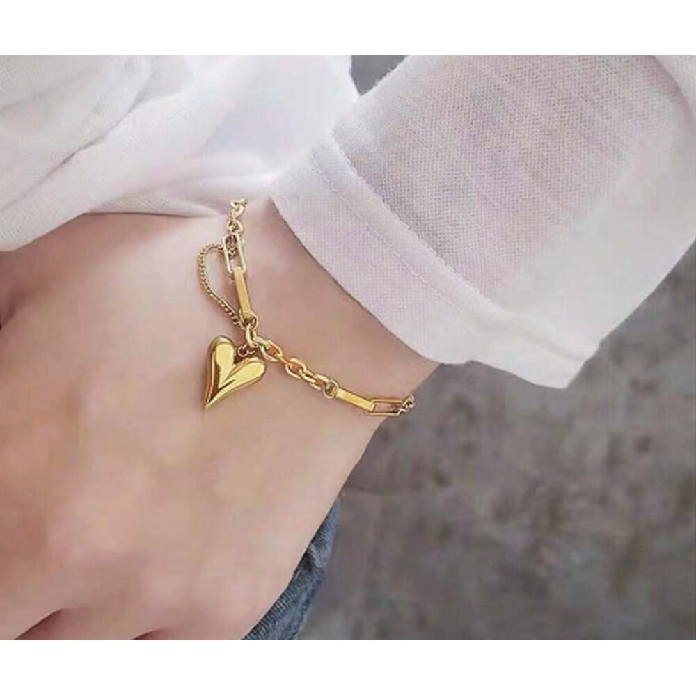 Gold Plated Anti-Tarnish Heart Themed Charm Bracelet for Women