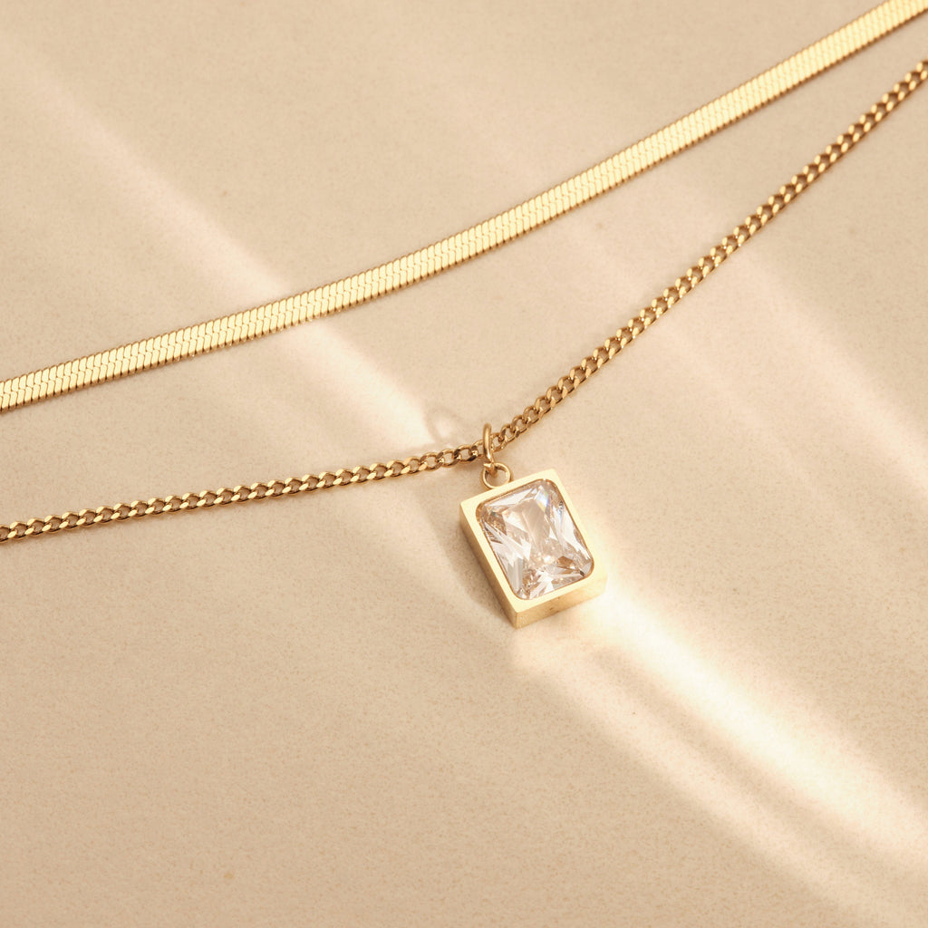 Gold-Plated Anti-Tarnish Green Emerald Geometric Layered Necklace for Women