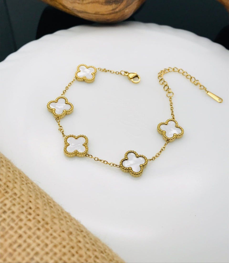 Gold-Plated Golden Anti-Tarnish Clover Bracelet for Girls and Women