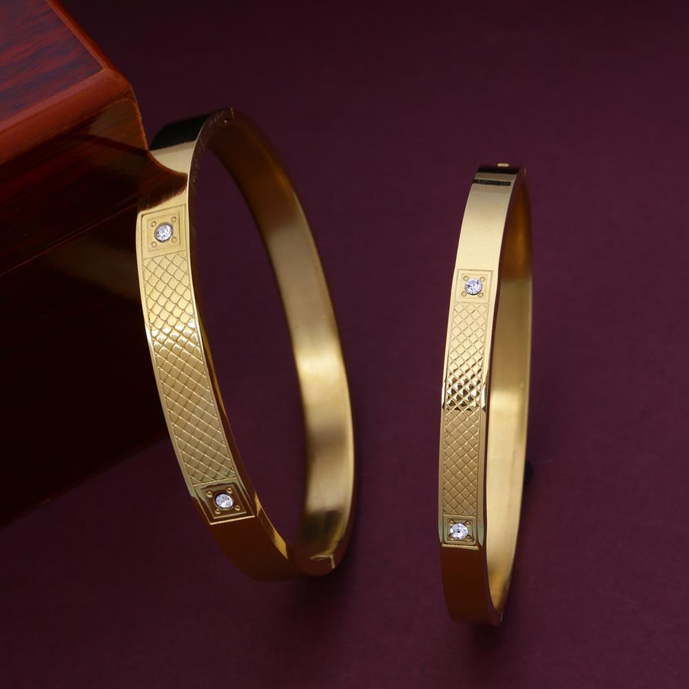 Best Valentine Couple Combo Premium Quality Gold Plated Gold Color Bracelets for Men & Women