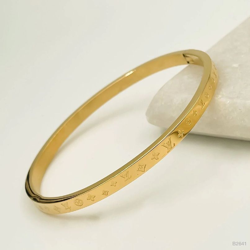 Women's Gold Stainless Steel Stylish Bracelet Bangle Kada - Fashionable and Durable Accessory