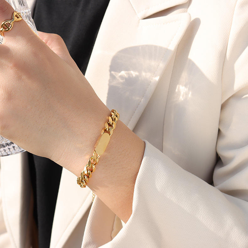 Cuban Chain Bracelet for Women with Personalized Text Gold Plated Stainless Steel Material