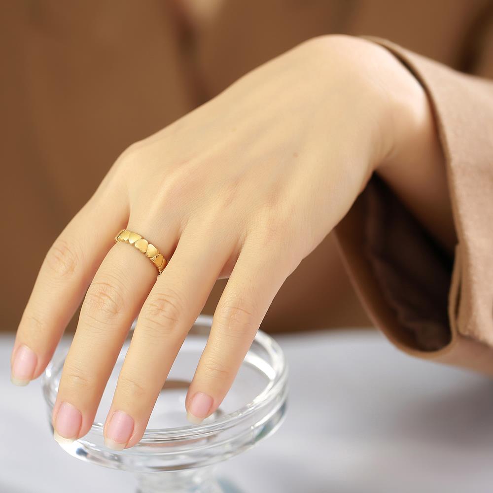 High Quality Fashion Waterproof Stainless Steel 18K Gold Small Heart Ring