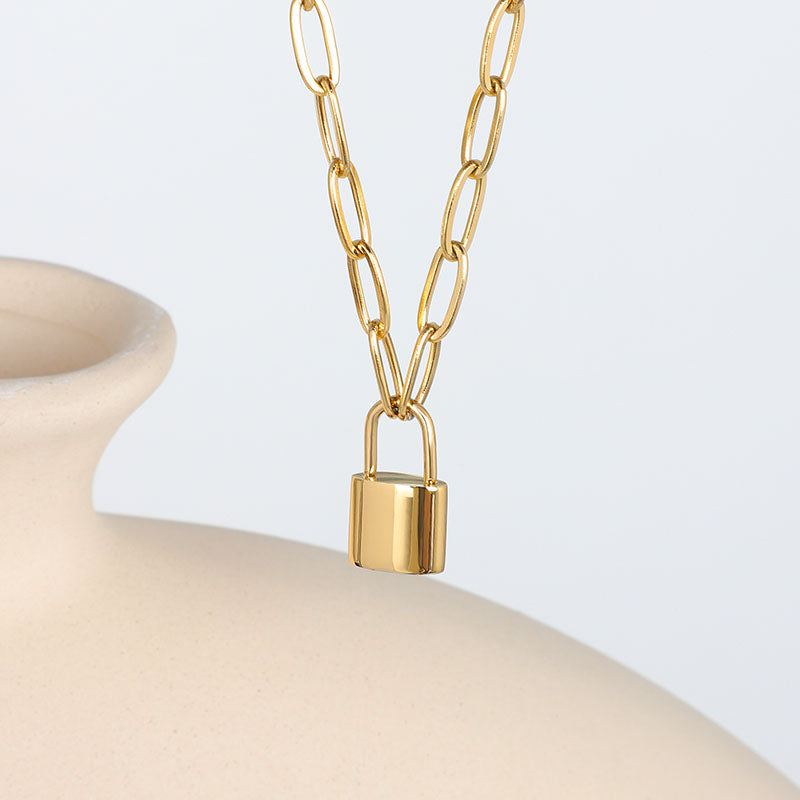 Tiffany Lock Pendant in Rose and White Gold with Diamonds, Extra Large |  Tiffany & Co. Malaysia