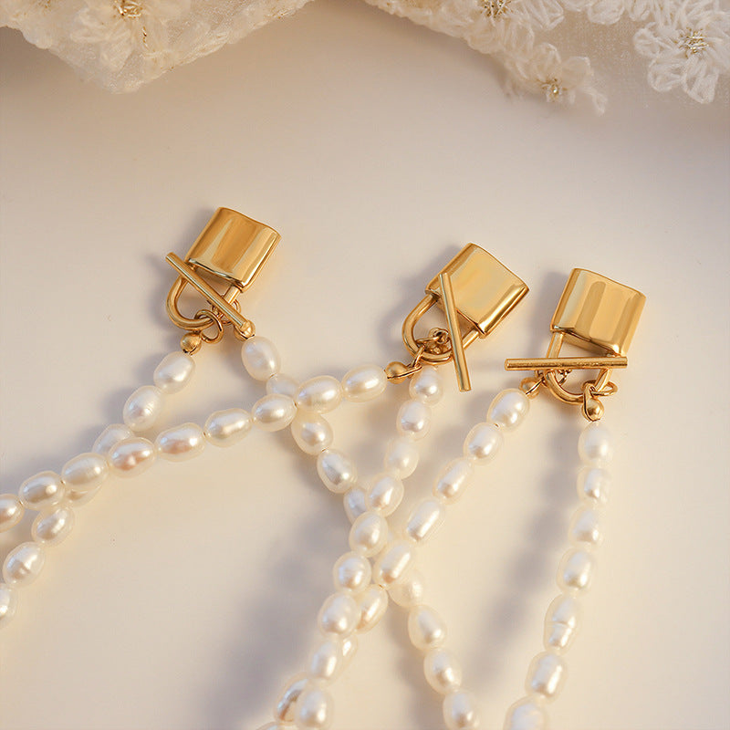 Women's Jewelry 18K Gold Plated Stainless Steel Locket Padlock Pendant Fresh water Pearl Choker Necklace.