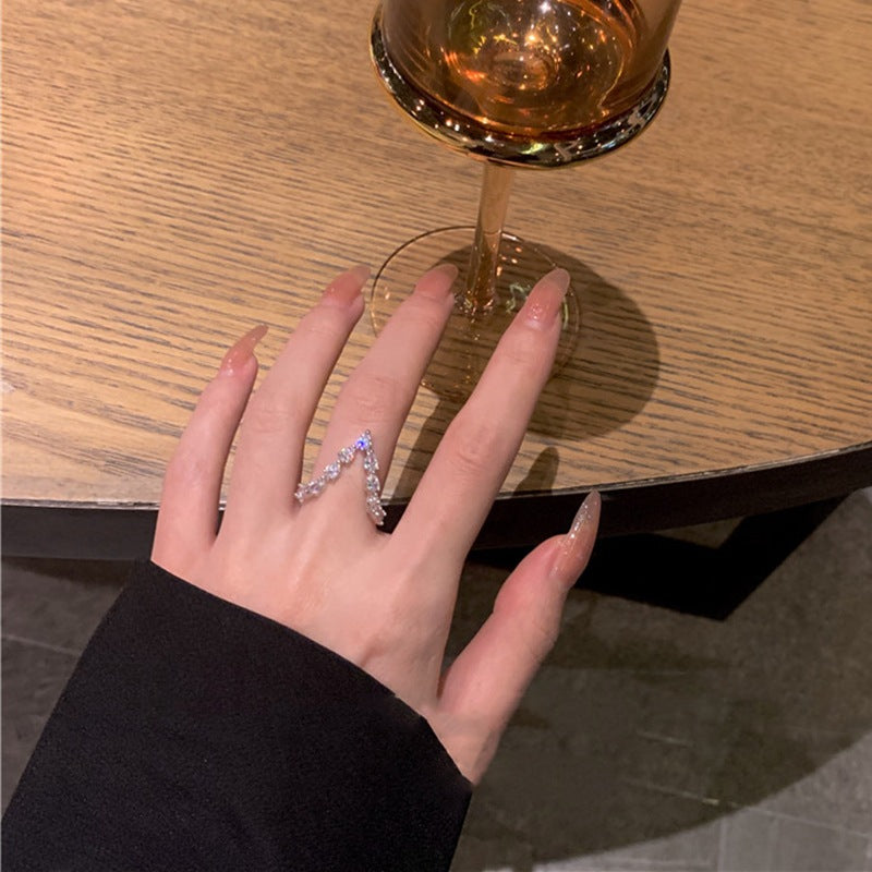 Premium Quality 18k Gold Plated Minimalist CZ Zircon Unique Design Ring For Women