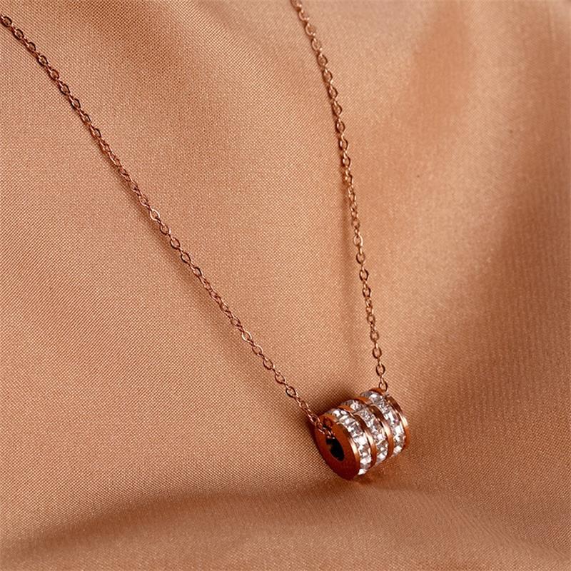 Premium Quality Titanium Steel Luxury Necklace Pendant Simple Rose Gold Clavicle Chain for Women